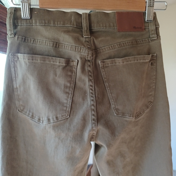 Madewell olive-green pants. GUC. 9" high riser. Size 25. - Picture 4 of 6